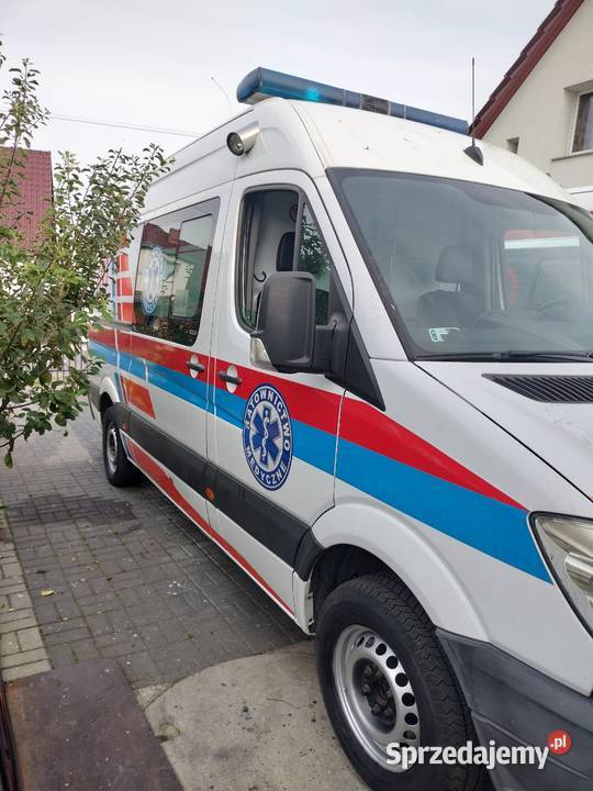 ambulans karetka Mercedes-Benz Drągowina