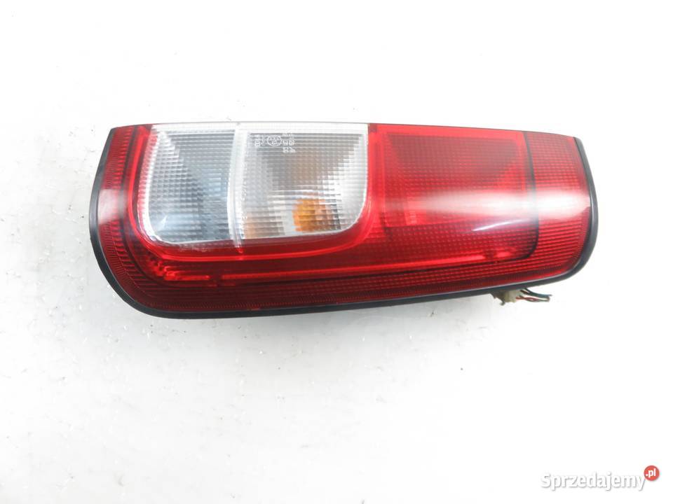 LAMPA PRAWA TYLNA SUZUKI IGNIS 3565574G0 małopolskie