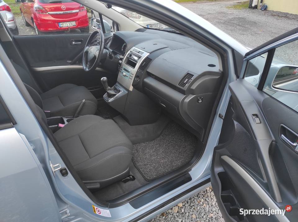 Toyota Corolla Verso 18 benz 7 osobowa światła przeciwmgielne dolnośląskie Ziębice