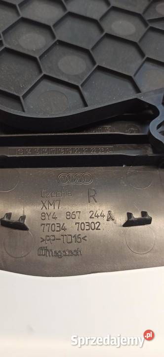 AUDI A3 8Y OSŁONA SŁUPKA PRAWA 8Y4867244A