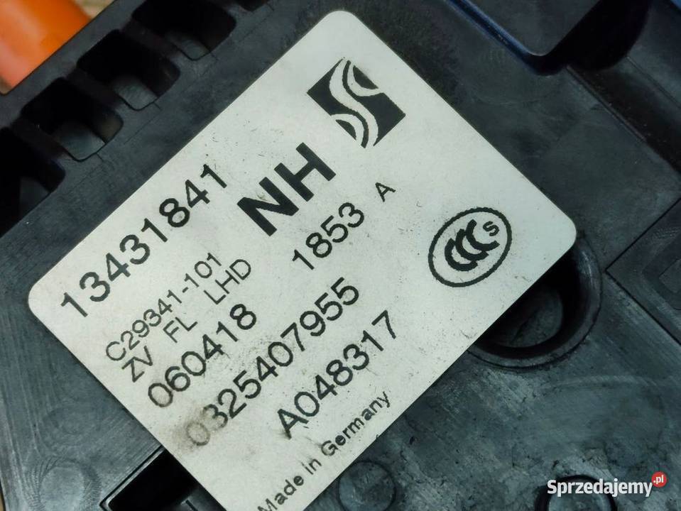 Zamek Drzwi Lewy Opel Corsa E 3Drzwi 13431841 osobowe Zamki, wkładki i kluczyki sprzedam
