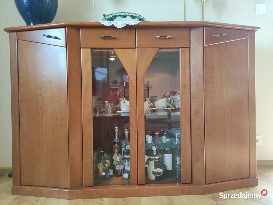 meble Klose lite twarde drewno z oświetleniem Czarnowo
