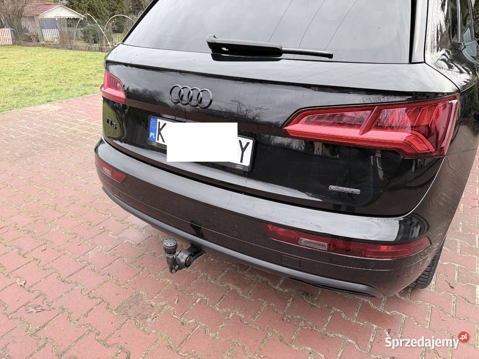 Audi Q5 Premium Plus Black Optics Hak czarny Kraków