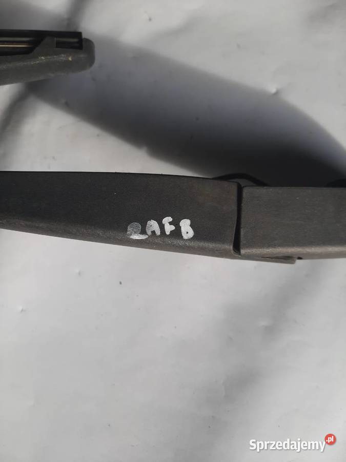 Opel Zafira B ramię tylnej wycieraczki sprzedam