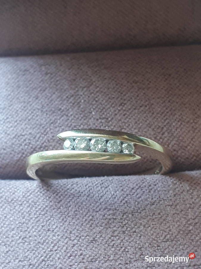 Złoty pierścionek z 5 brylancikami łódzkie Zgierz
