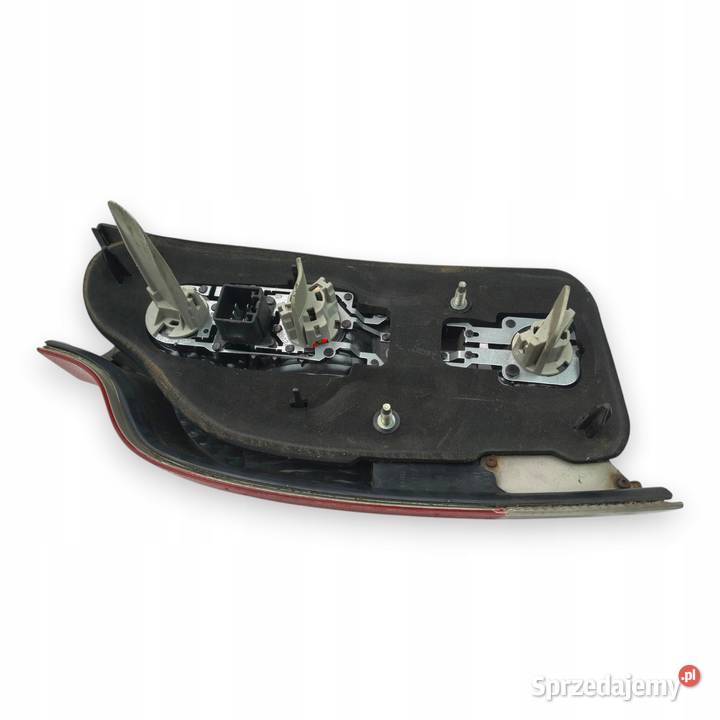 LAMPA PRAWA Volvo V70 II XC70 LIFT LED 20052007 Chełm