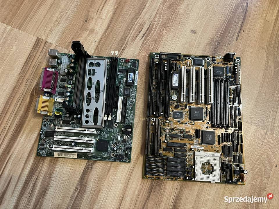 Dwie stare płyty głowne Slot 1 i Socket 3 małopolskie Brzana