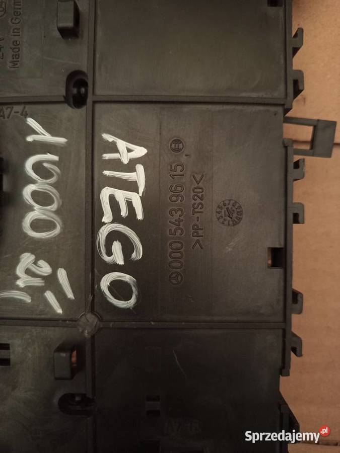 Skrzynka bezpiecznikówmoduł Atego Układ elektryczny, zapłon sprzedam