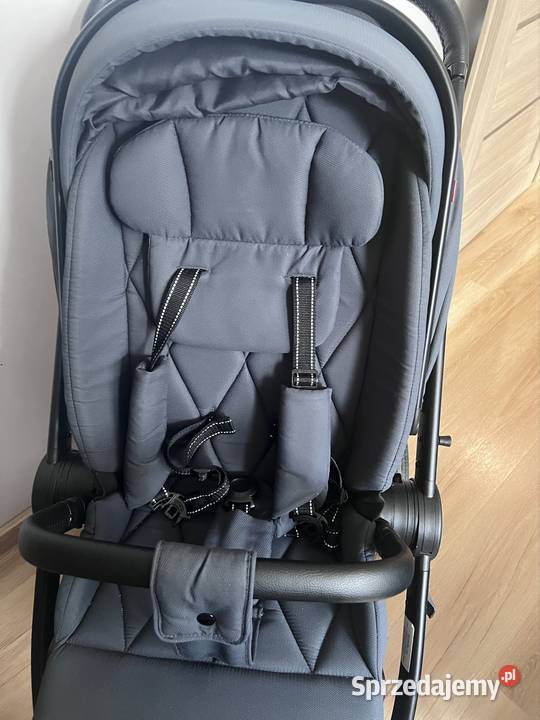 Wózek dziecięcy 2w1 Carrello Omega Plusstan