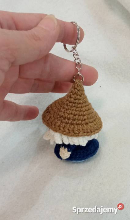 Szalony czarodziej wykonany na szydełku brelok Łask