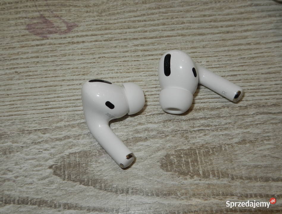 Słuchawki AirPods Pro with Wireless Charging