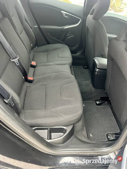 Volvo V40 16 Diesel MOMENTUM Kielce sprzedam