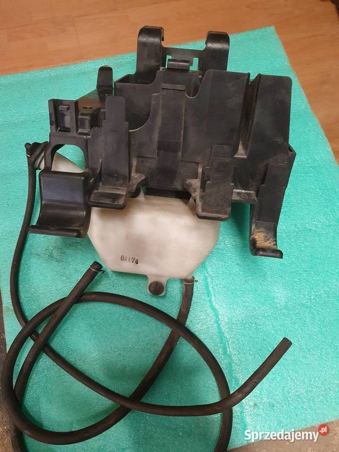 Honda shadow 125 obudowa akumulatora zbiornik dolnośląskie Wałbrzych