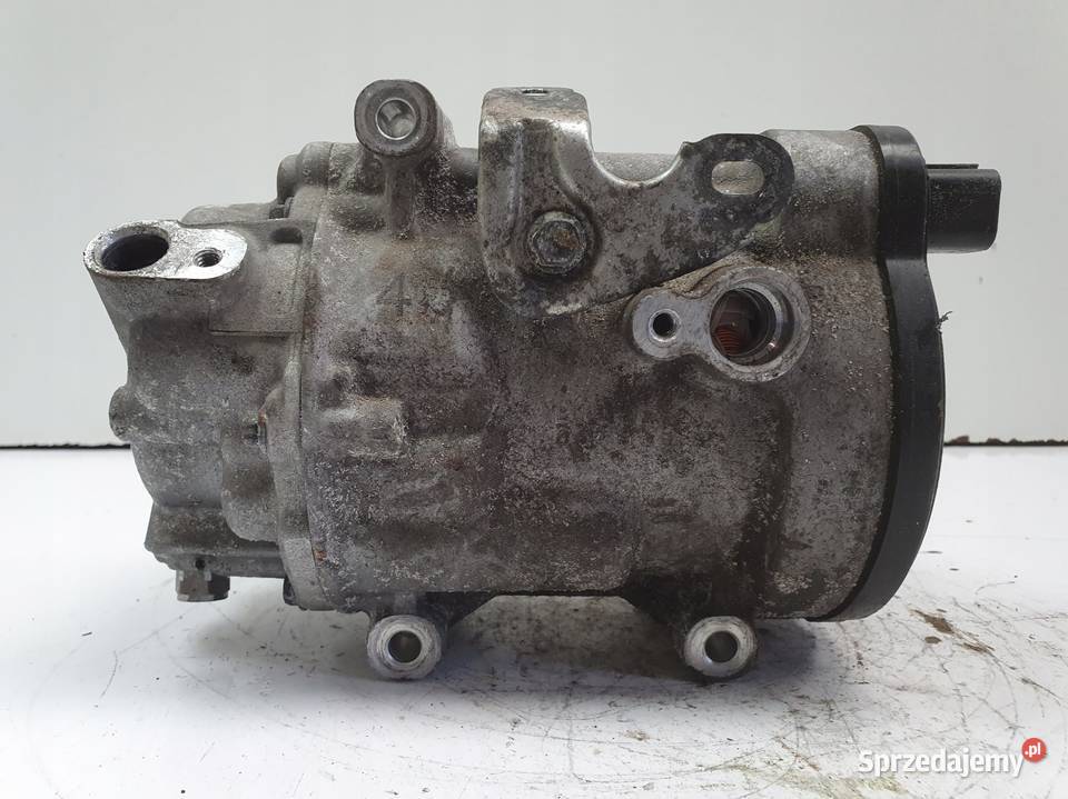 SPRĘŻARKA KLIMATYZACJI Toyota Corolla E21 Chełm sprzedam