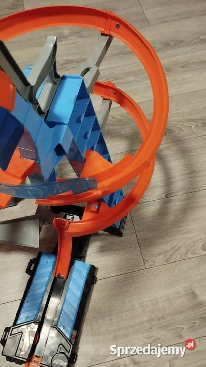 wieża podniebne kaskady hot wheels czytaj Poznań