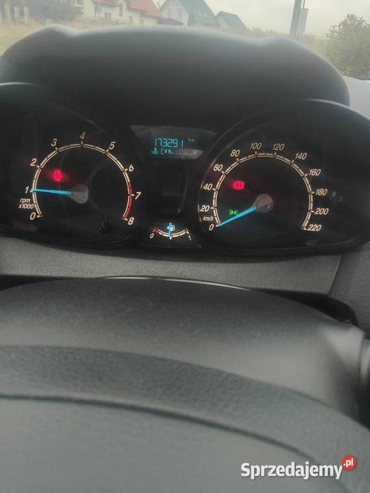 Ford Fiesta mk7 2015 LPG benzyna lakier metallic Skała