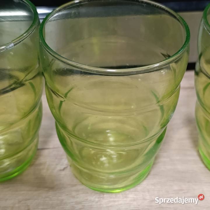 szklanki to model IKEA Skoja w kolorze