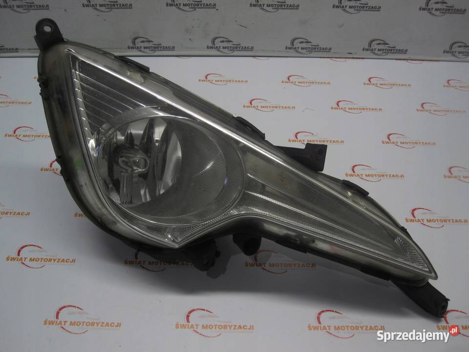 HYUNDAI i40 12r lampa prawa przód ANGLIK sprzedam