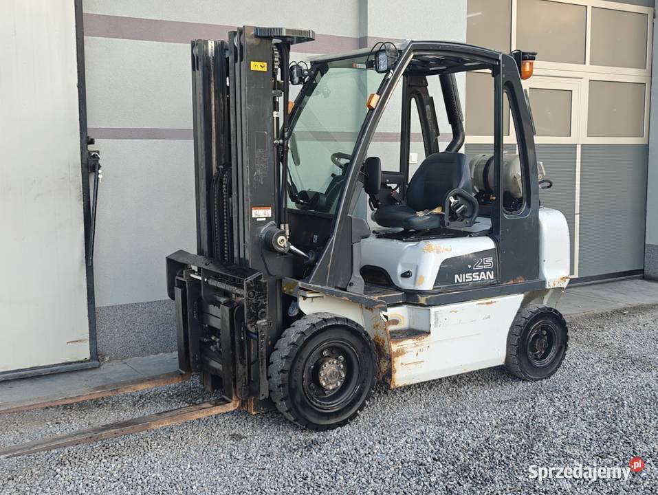 Wózek Nissan FG25 25T Lpg Triplex 48m Pozycjoner