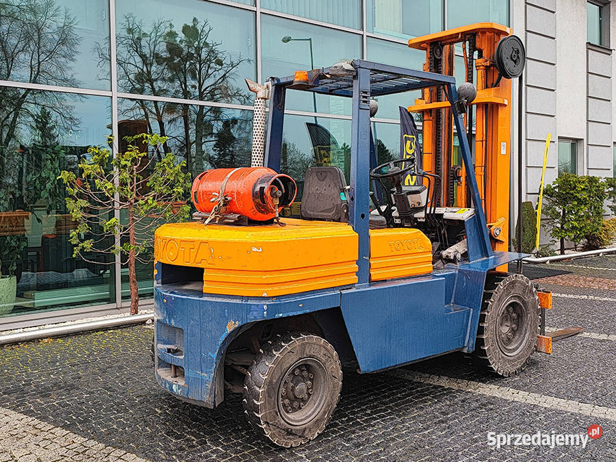 wózek widłowy Toyota 025FG40 LPG triplex 6 m 4 Kęty sprzedam