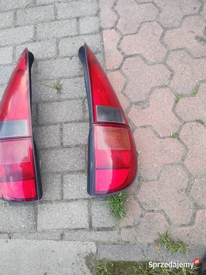 Tylne lampy laguna kombi nieuszkodzony Laguna Janów