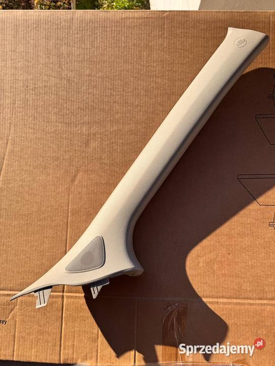 Poszycieosłona słupka prawy przód Toyota Yaris Brzesko