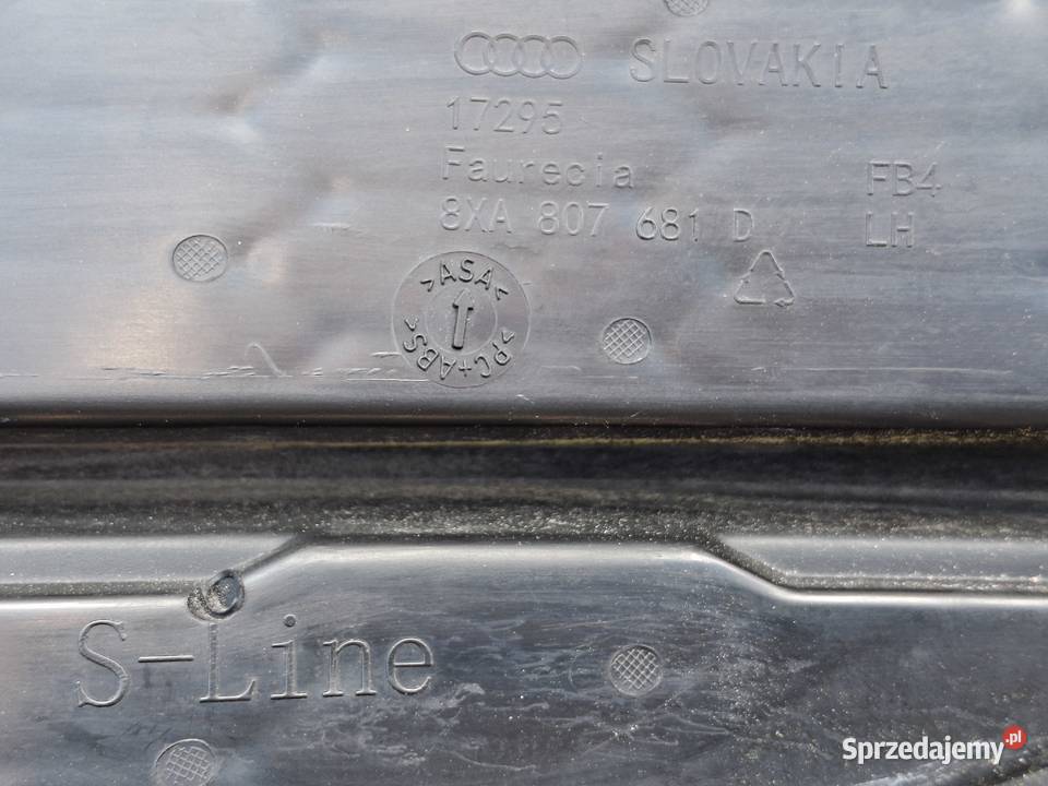 AUDI A1 LIFT SLINE KRATKA ZDERZAKA LEWA ORYGINAŁ osobowe