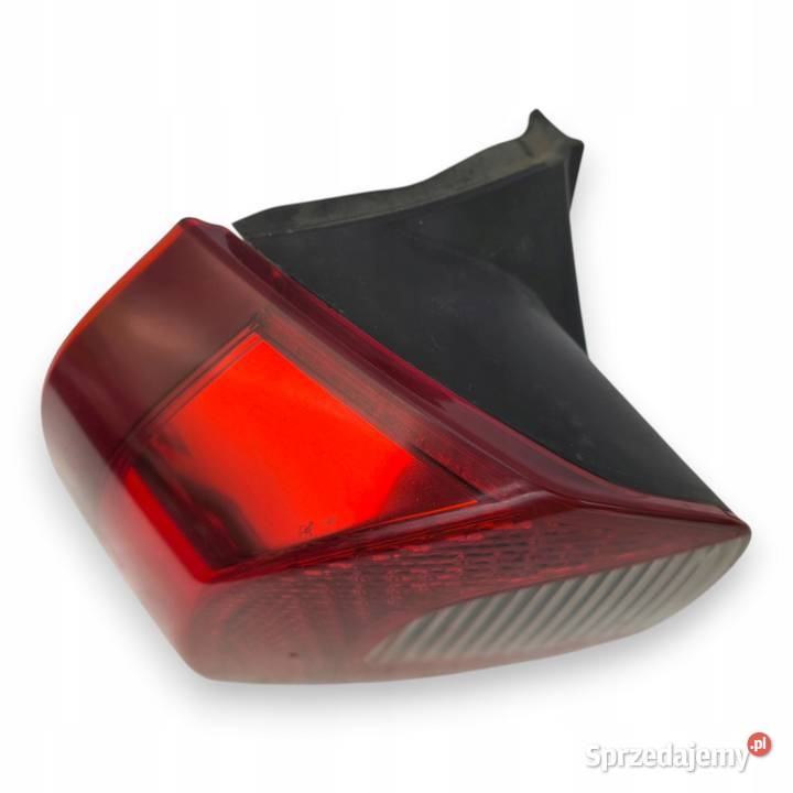 LAMPA LEWA Volvo V70 III XC70 20072013 tylna Chełm