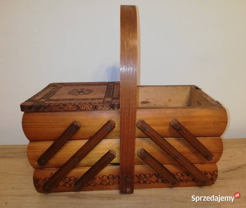 Koszyczek PRL na przybory do szycia Warszawa sprzedam