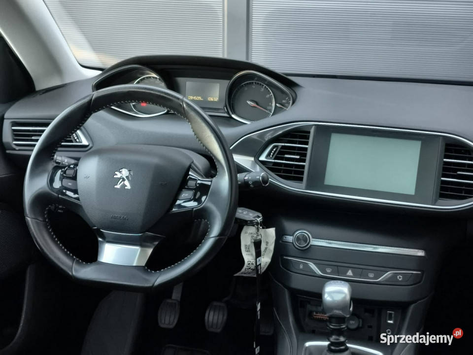 Peugeot 308 SW 12 T 130 bogata wersja oszczędny