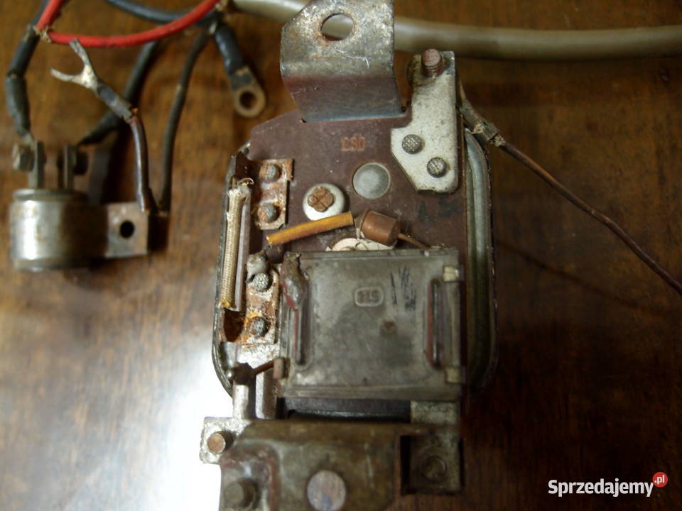 Regulator napięcia bosch 14V 25A Opel Rekord