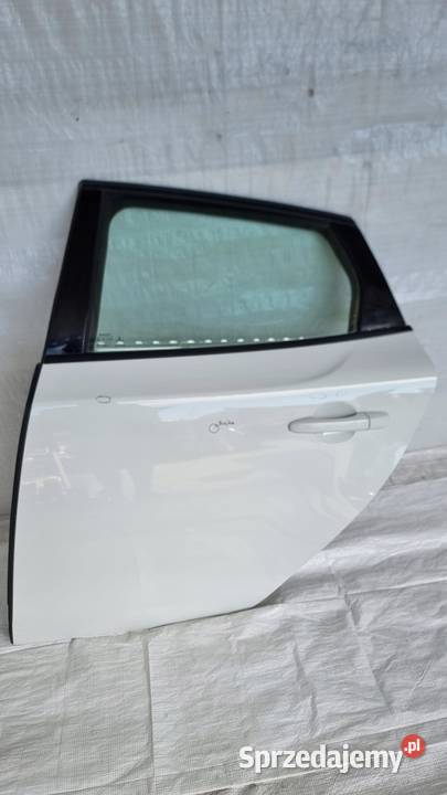 VOLVO V40 II DRZWI LEWE TYŁ TYLNE KOMPLETNE