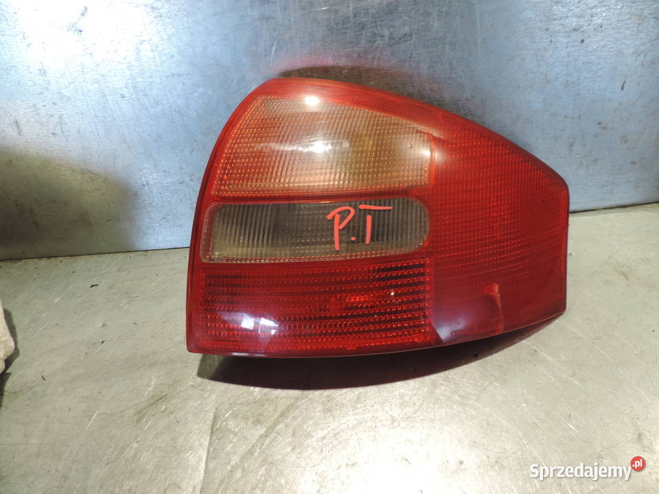 LAMPA PRAWY TYŁ AUDI A6 C5 SEDAN Rok produkcji 1998 Nowy Sącz sprzedam