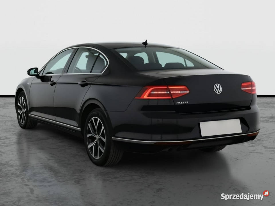 VW Passat 20 TDI 102960km mazowieckie