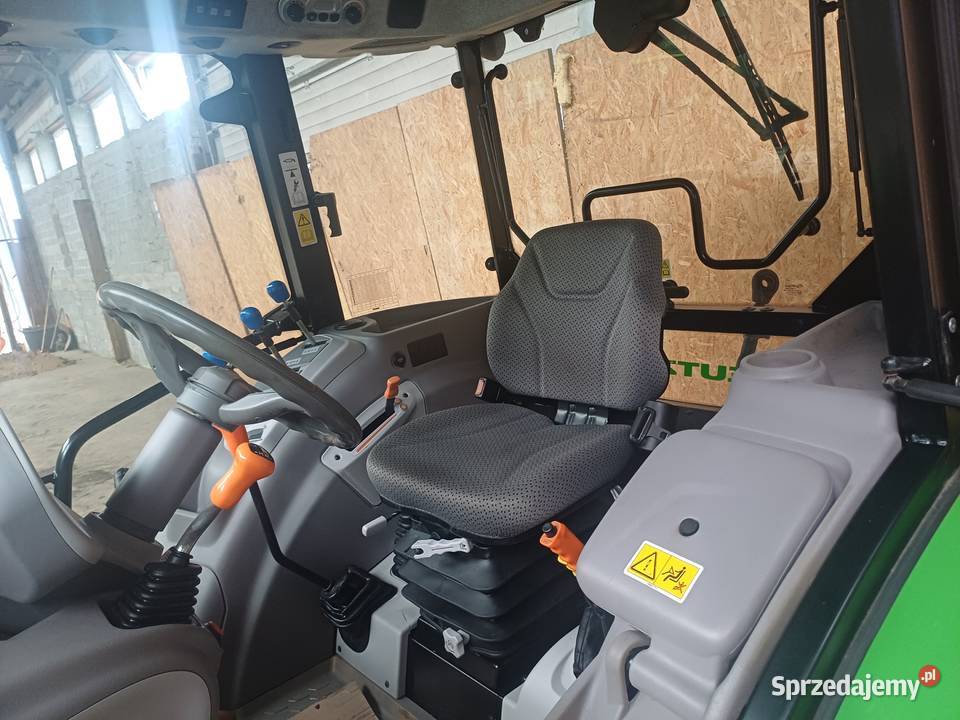 Ciągnik DeutzFahr 5090 2021 1711 h Różyny