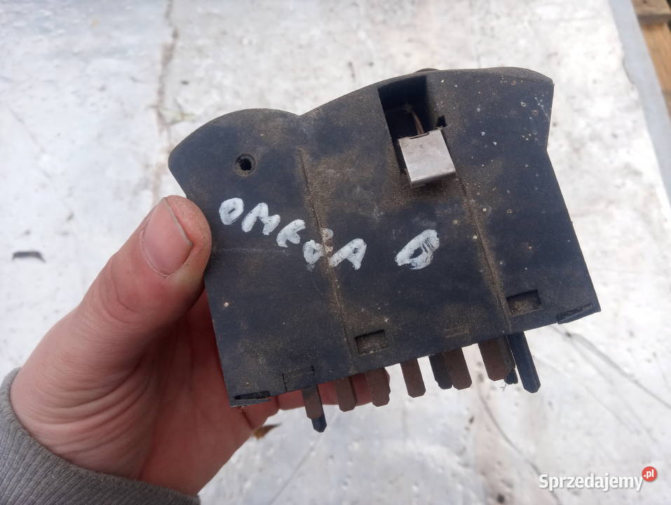 włącznik swiateł omega B