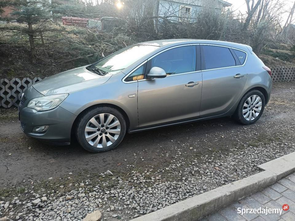 Opel Astra J 17 CDTI 110 podkarpackie Jawornik Polski
