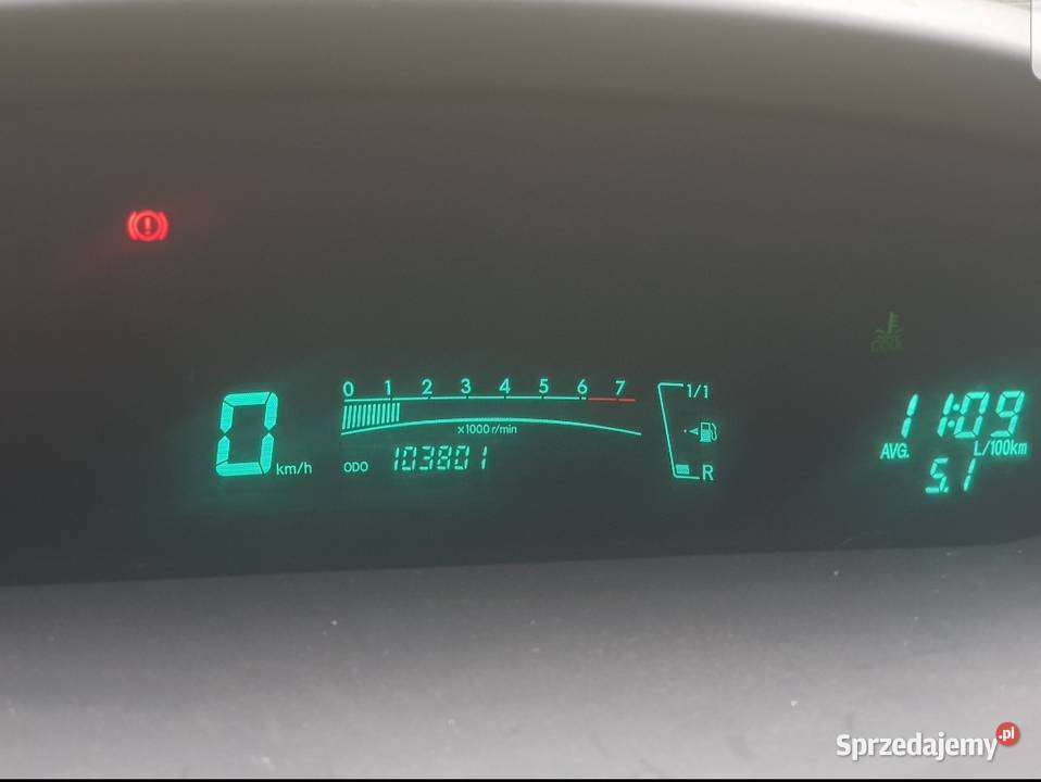 TOYOTA YARIS II 998 3 69 103801 Katowice