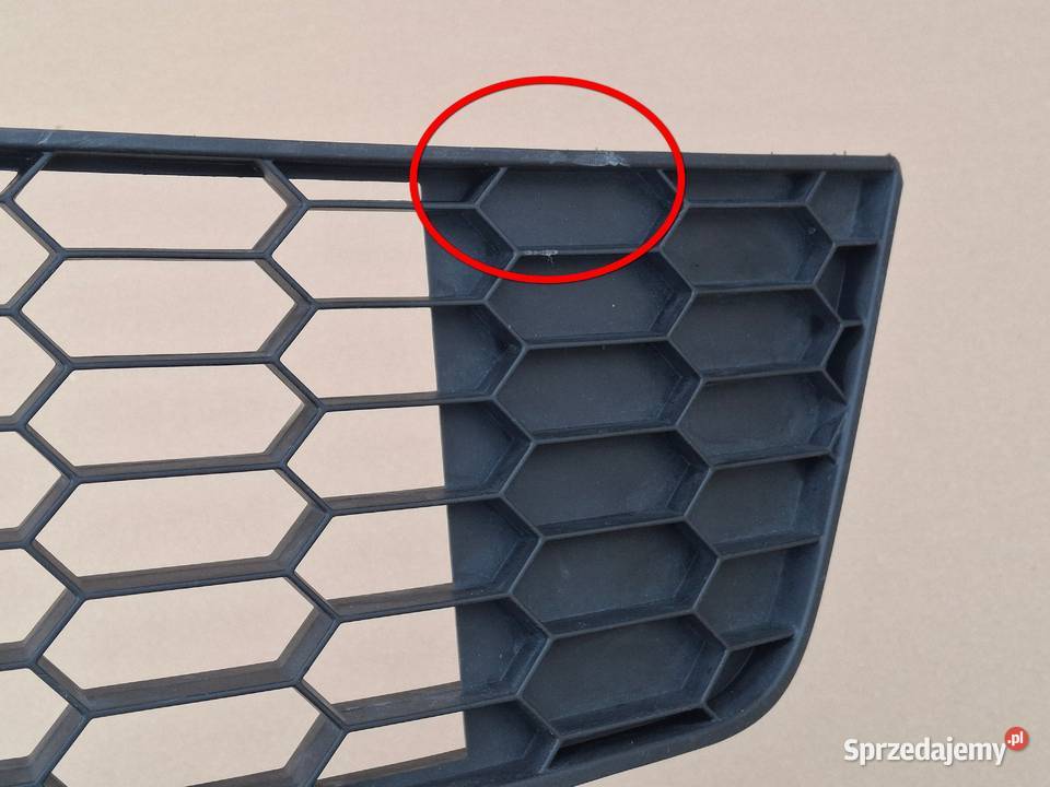 SKODA OCTAVIA 3 III RS KRATKA ZDERZAKA ŚRODKOWA lubuskie Bieleń