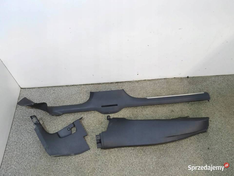 OSŁONA PROGU LISTWA LED LEWA KOMPLET GTI 5D Progi