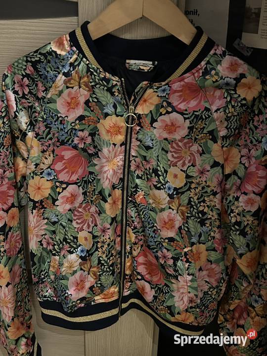 Kurtka w kwiatki