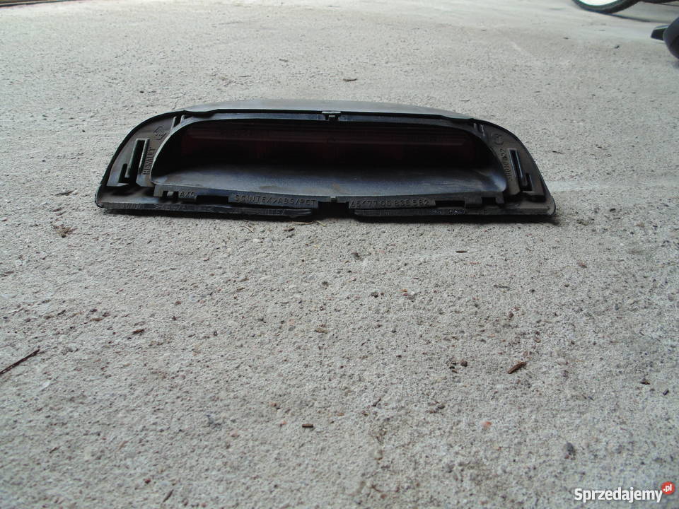 DODATOWE ŚWIATŁO STOP renault megane 1