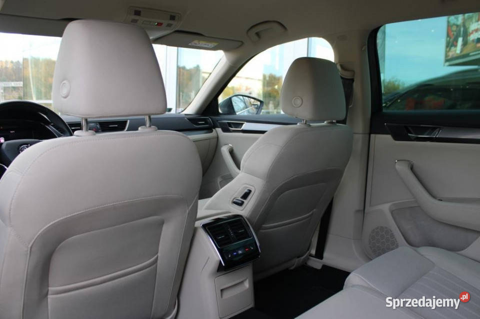 Skoda Superb 2022r Carplay ElPodgrz Fotele El 150KM