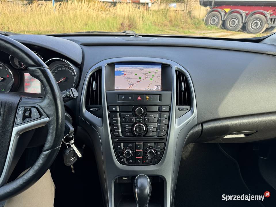 Opel Astra 14 BENZYNA Klimatronik Nawigacja Konin