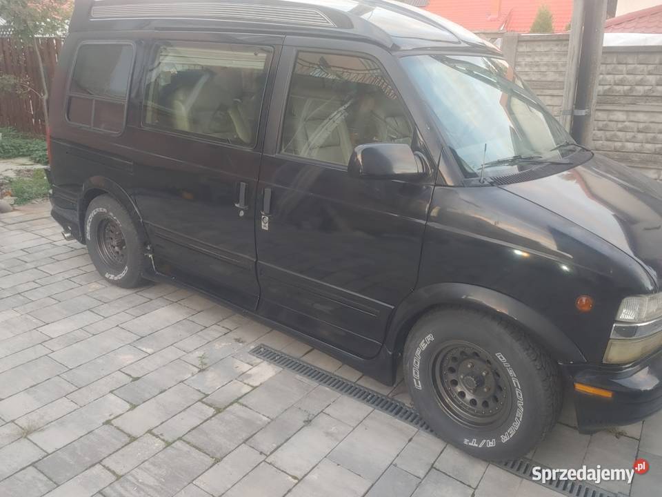 Chevrolet salonka kamper expres 43l v6 vool Krosno