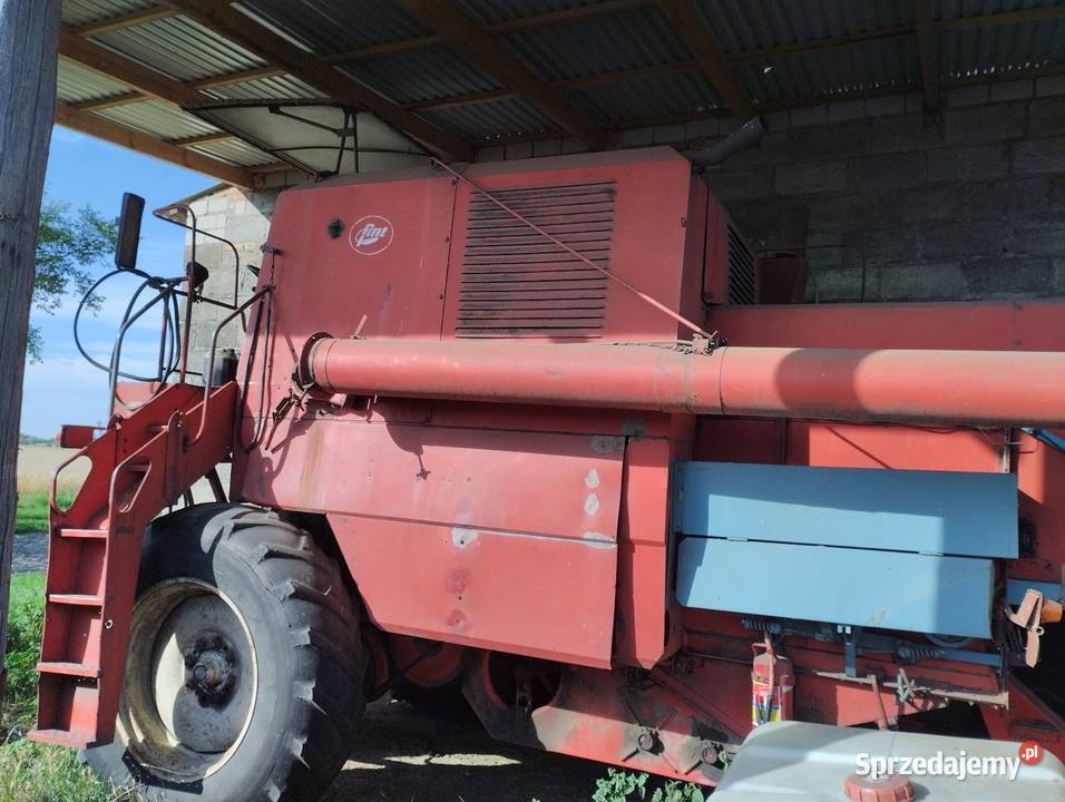 Kombajn bizon z056 Studźce sprzedam