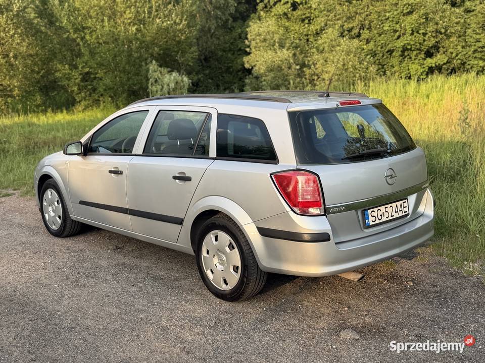 Opel Astra III 19CDTI 2 własciciel Rok produkcji 2005 Gliwice