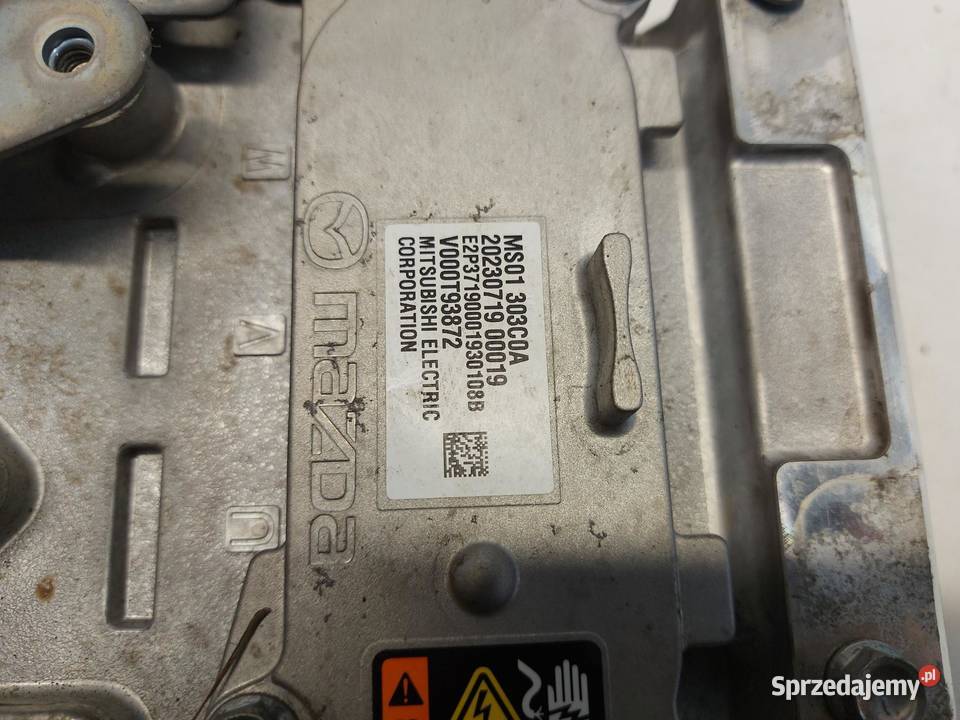 Mazda CX60 2023r przetwornica falownik konwerter Przetwornice napięcia