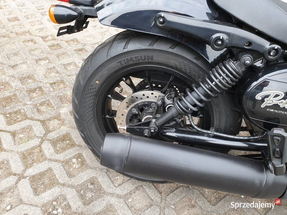 Hyosung GV 125 S Bobber prawo jazdy kat B niski 5600km Cielimowo
