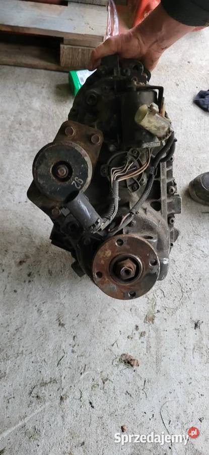 Sprzedam reduktor skrzyni biegów 3200008050 Narol